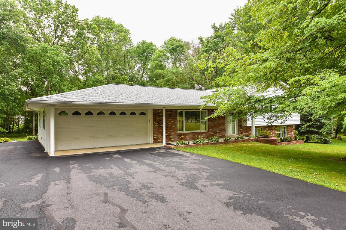 7107 Riley Road Warrenton, VA 20187 - Photo 1 of 29 Exterior (Front)