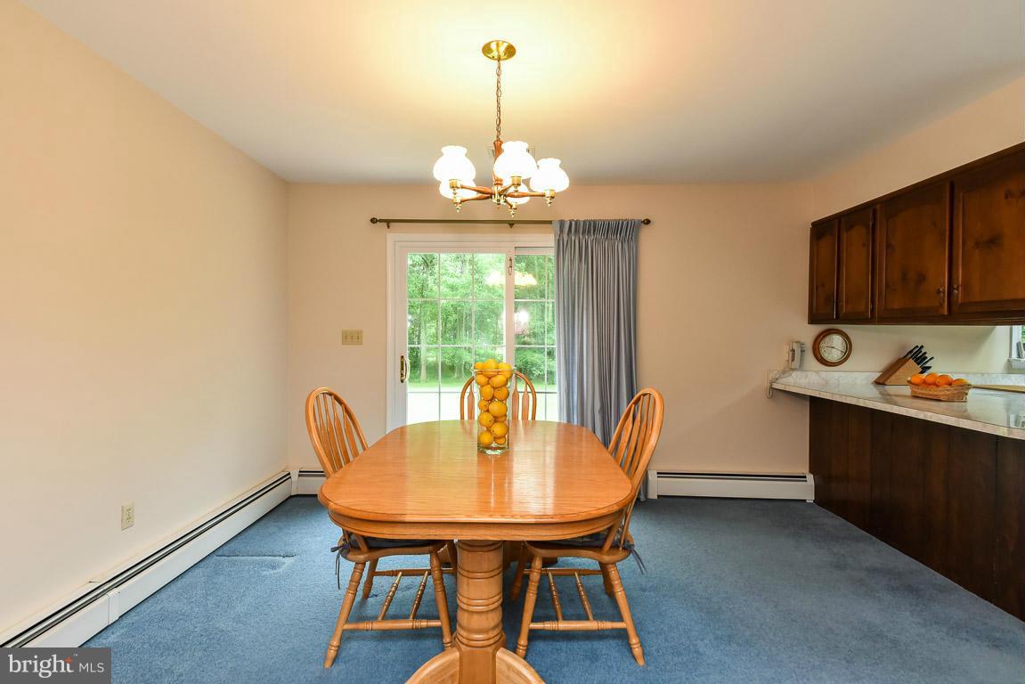 7107 Riley Road Warrenton, VA 20187 - Photo 14 of 29 Dining Room