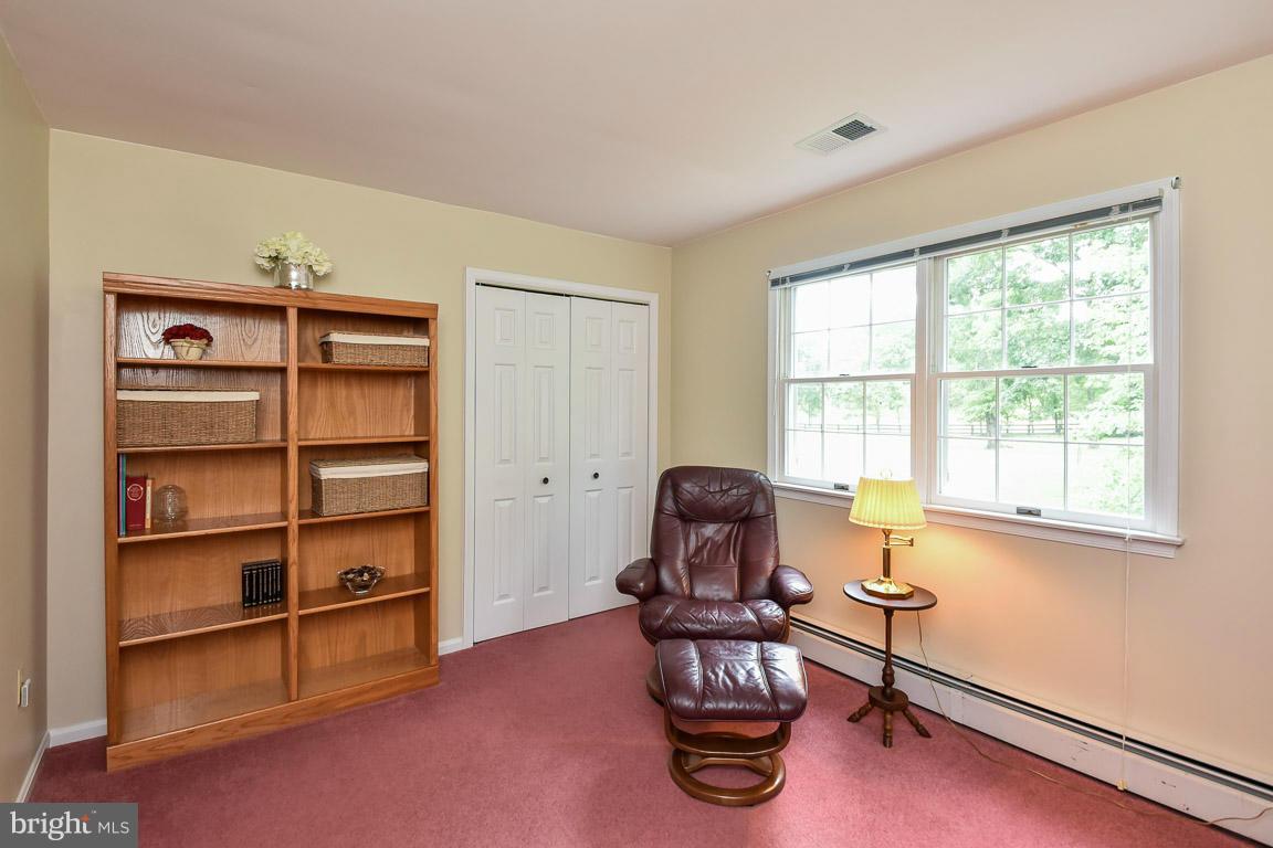 7107 Riley Road Warrenton, VA 20187 - Photo 25 of 29 Bedroom