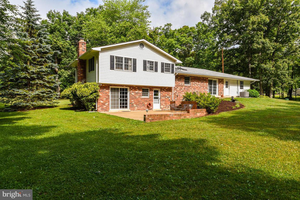 7107 Riley Road Warrenton, VA 20187 - Photo 6 of 29 Exterior (Rear)