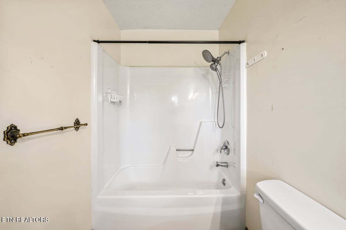 118 Big Valley Road Andersonville, TN 37705 - Photo 30 of 47 New shower