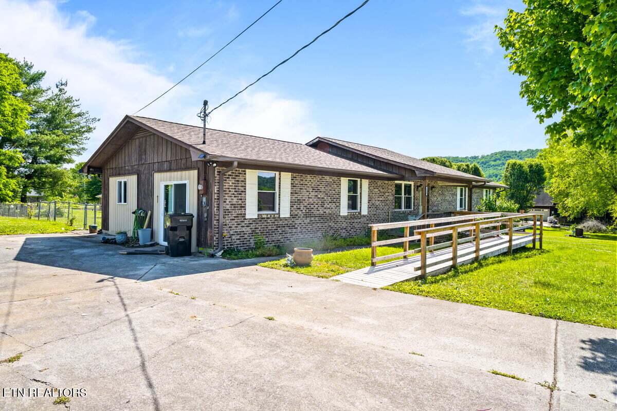 118 Big Valley Road Andersonville, TN 37705 - Photo 6 of 47 118 Big Valley Rd 6