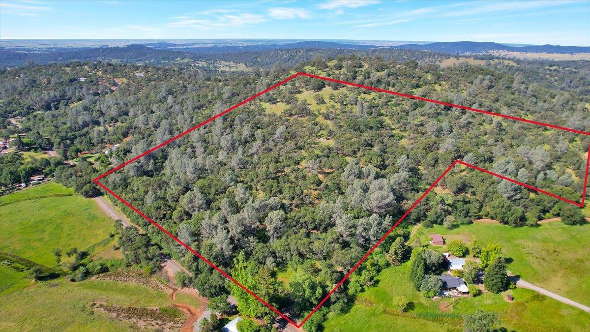 11290 Township Road Browns Valley, CA 95918 - Photo 21 of 32 estimated lot line