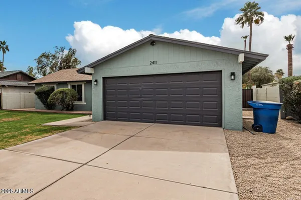 $2,500 | 2411 East Alameda Drive, Tempe, AZ 85282