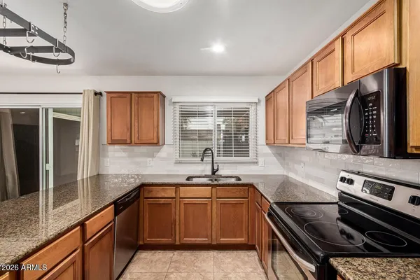 $2,500 | 2411 East Alameda Drive, Tempe, AZ 85282