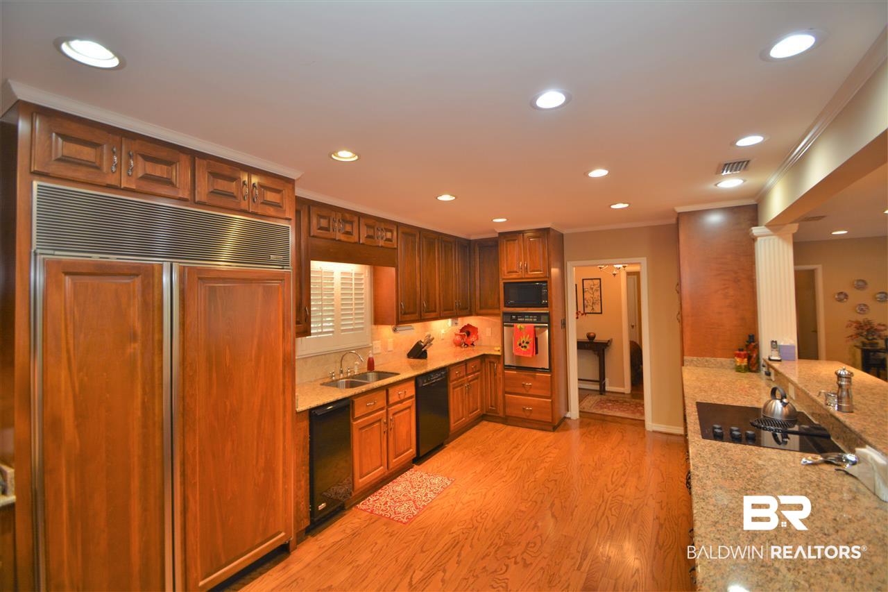 3901 North Skyland Circle Mobile, AL 36693 - Photo 9 of 50