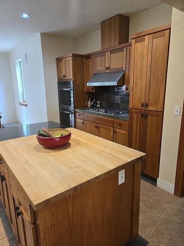 16650 Arctic Way Vernonia, OR 97064 - Photo 2 of 15