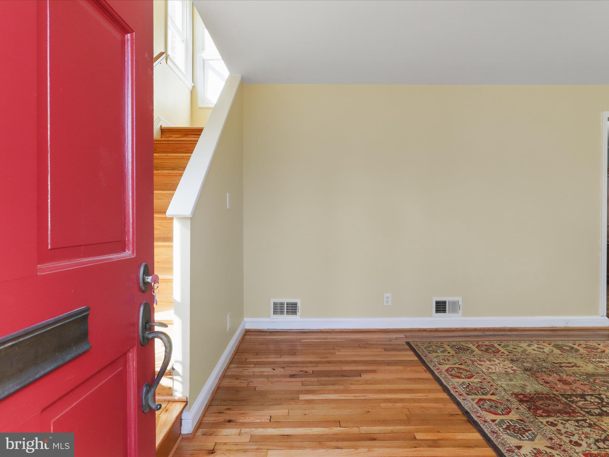 2709 Harmon Road Silver Spring, MD 20902 - Photo 6 of 39 Front Entry