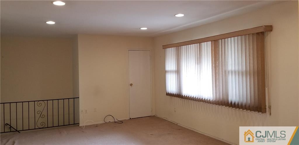 183 Evergreen Road, Unit 13B Edison, NJ 08837 - Photo 3 of 17 Gallery Image 3
