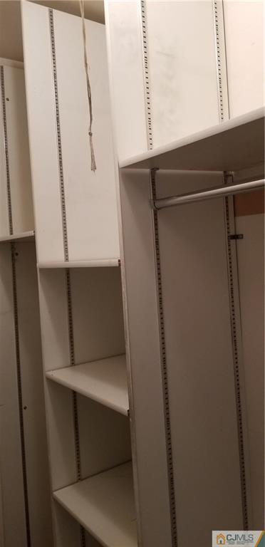 183 Evergreen Road, Unit 13B Edison, NJ 08837 - Photo 5 of 17 Gallery Image 5