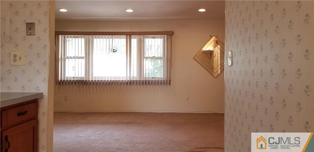 183 Evergreen Road, Unit 13B Edison, NJ 08837 - Photo 10 of 17 Gallery Image 10