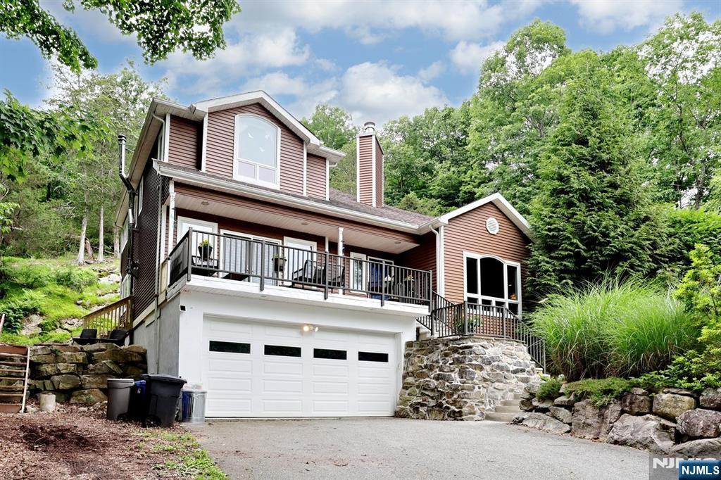 121 Magee Road Ringwood, NJ 07456 - Photo 1 of 48 Gallery Image 1