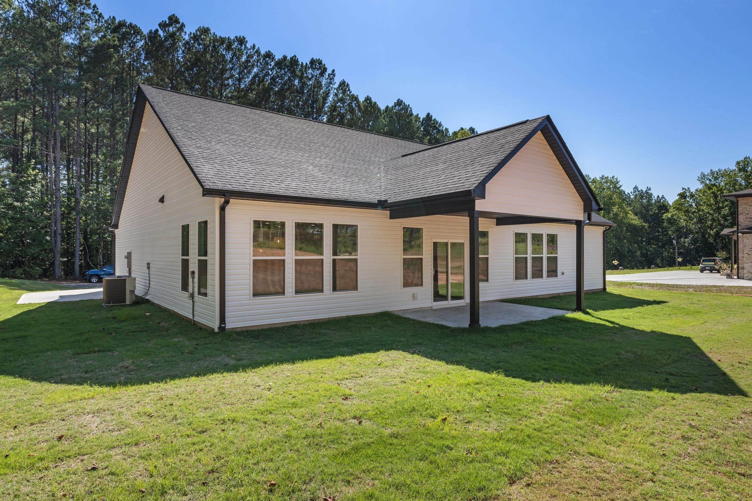82 Skunk Hollow Road Campobello, SC 29322 - Photo 33 of 35