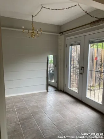 $1,600 | 5010 Arbor Ridge Drive, San Antonio, TX 78228