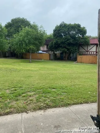 $1,600 | 5010 Arbor Ridge Drive, San Antonio, TX 78228