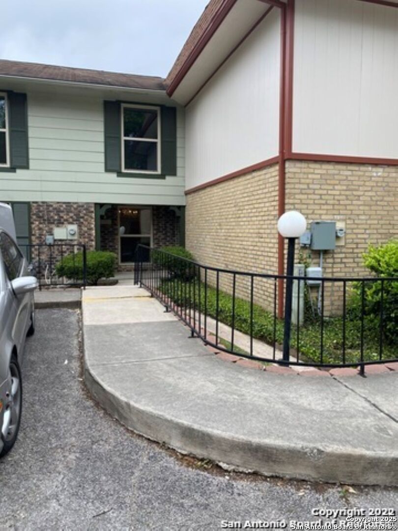 5010 Arbor Ridge Drive San Antonio, TX 78228 - Photo 3 of 29