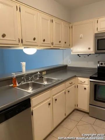 $1,650 | 5010 Arbor Ridge Drive, San Antonio, TX 78228