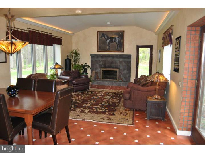 3176 North Sugan Road New Hope, PA 18938 - Photo 9 of 25 Gallery Image 9