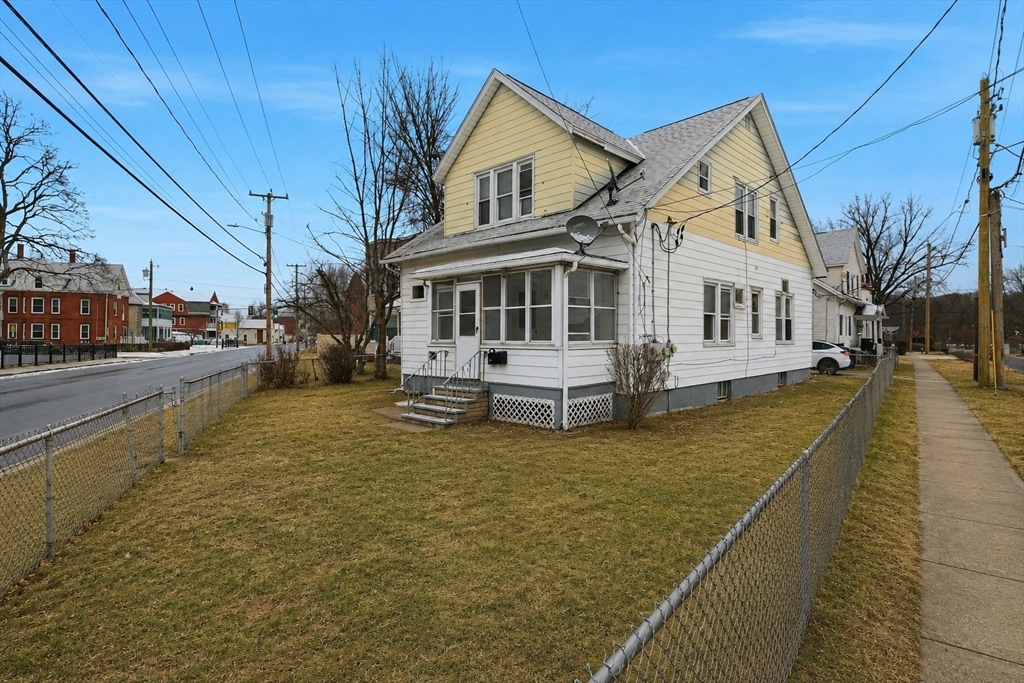 621 Chicopee Street Chicopee, MA 01013 - Photo 2 of 27