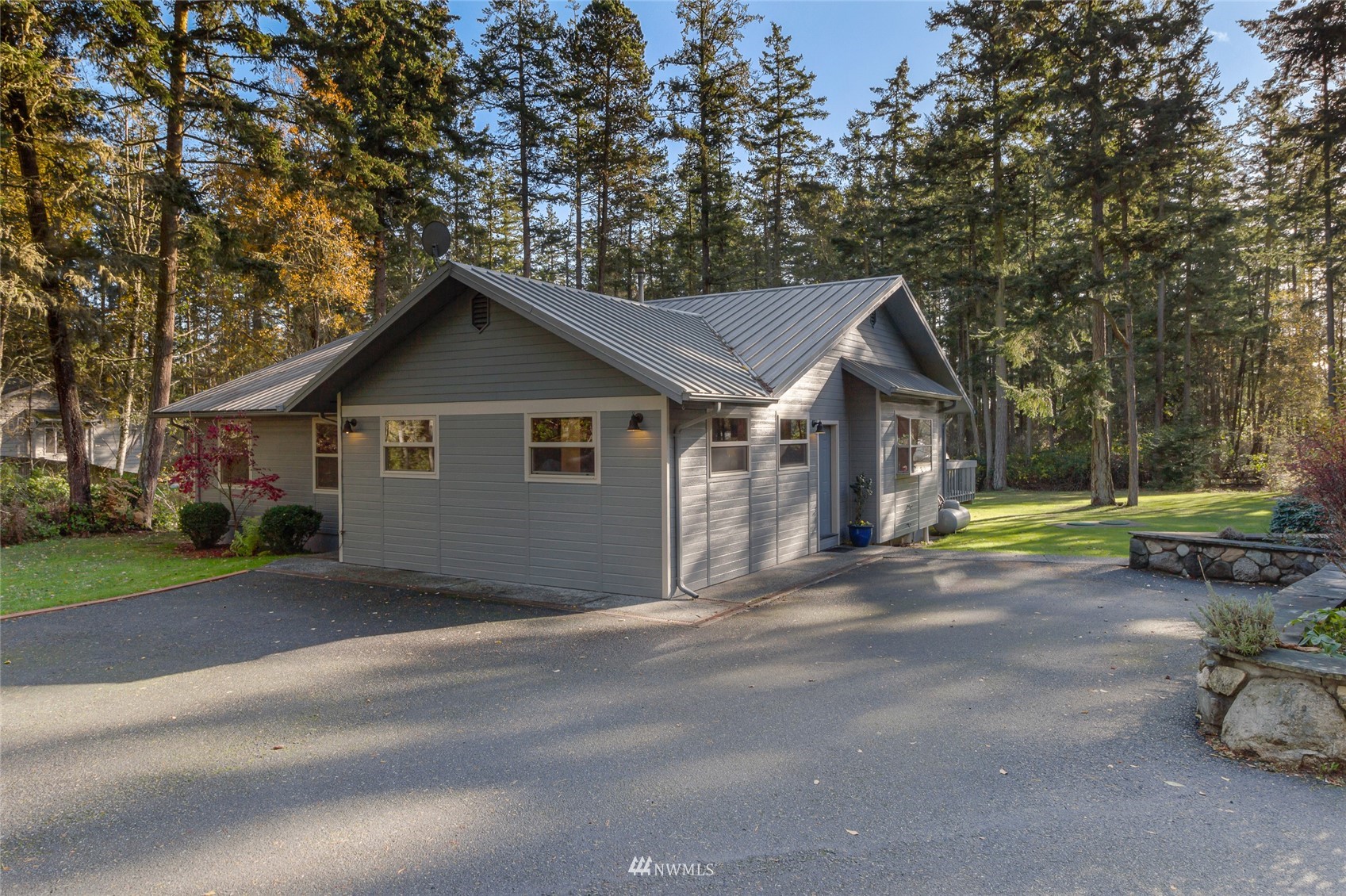 306 Ivan Road Friday Harbor, WA 98250 - Photo 8 of 36 Gallery Image 8