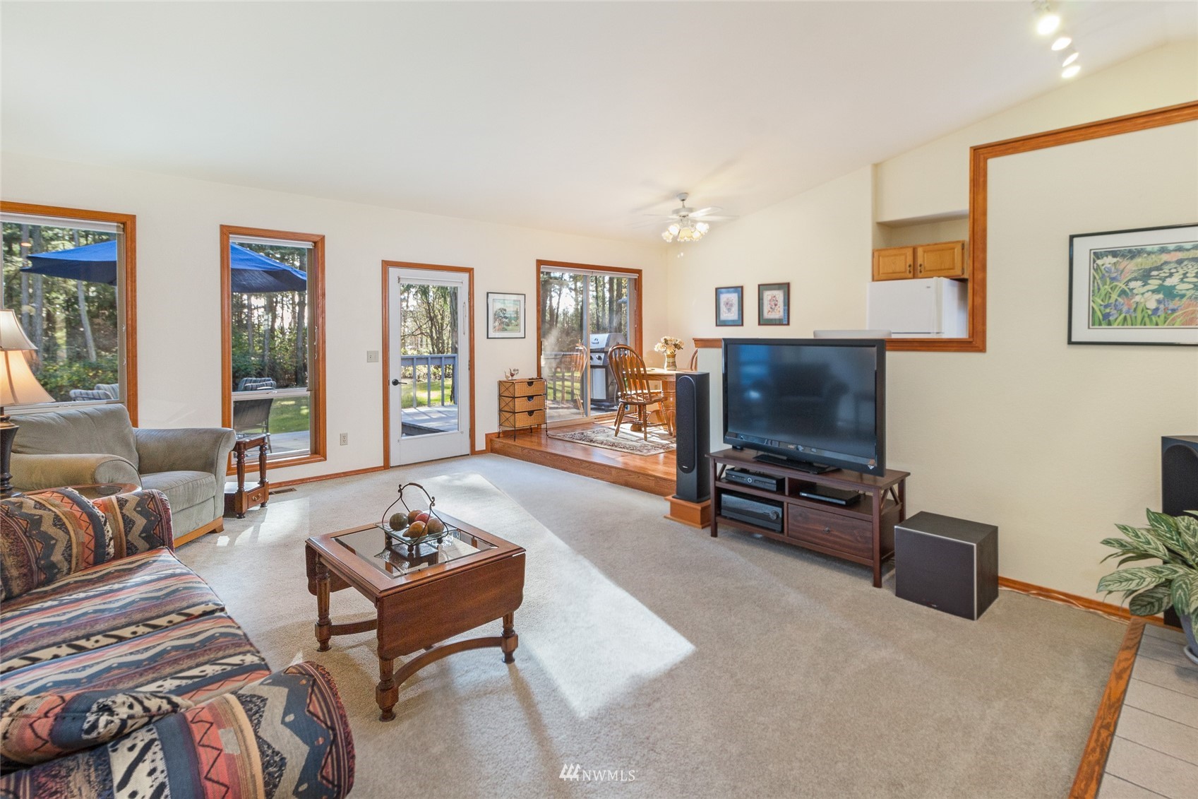 306 Ivan Road Friday Harbor, WA 98250 - Photo 10 of 36 Gallery Image 10