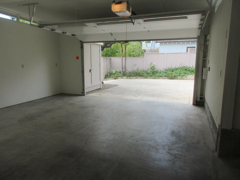 2123 Sycamore Canyon Road Montecito, CA 93108 - Photo 13 of 21 a view of a back yard of the house