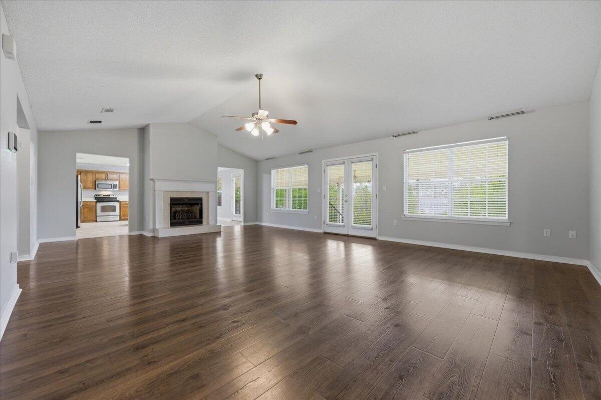 310 Sidewinder Loop Crestview, FL 32536 - Photo 11 of 40 16-310 Sidewinder Loop-Crestview-16