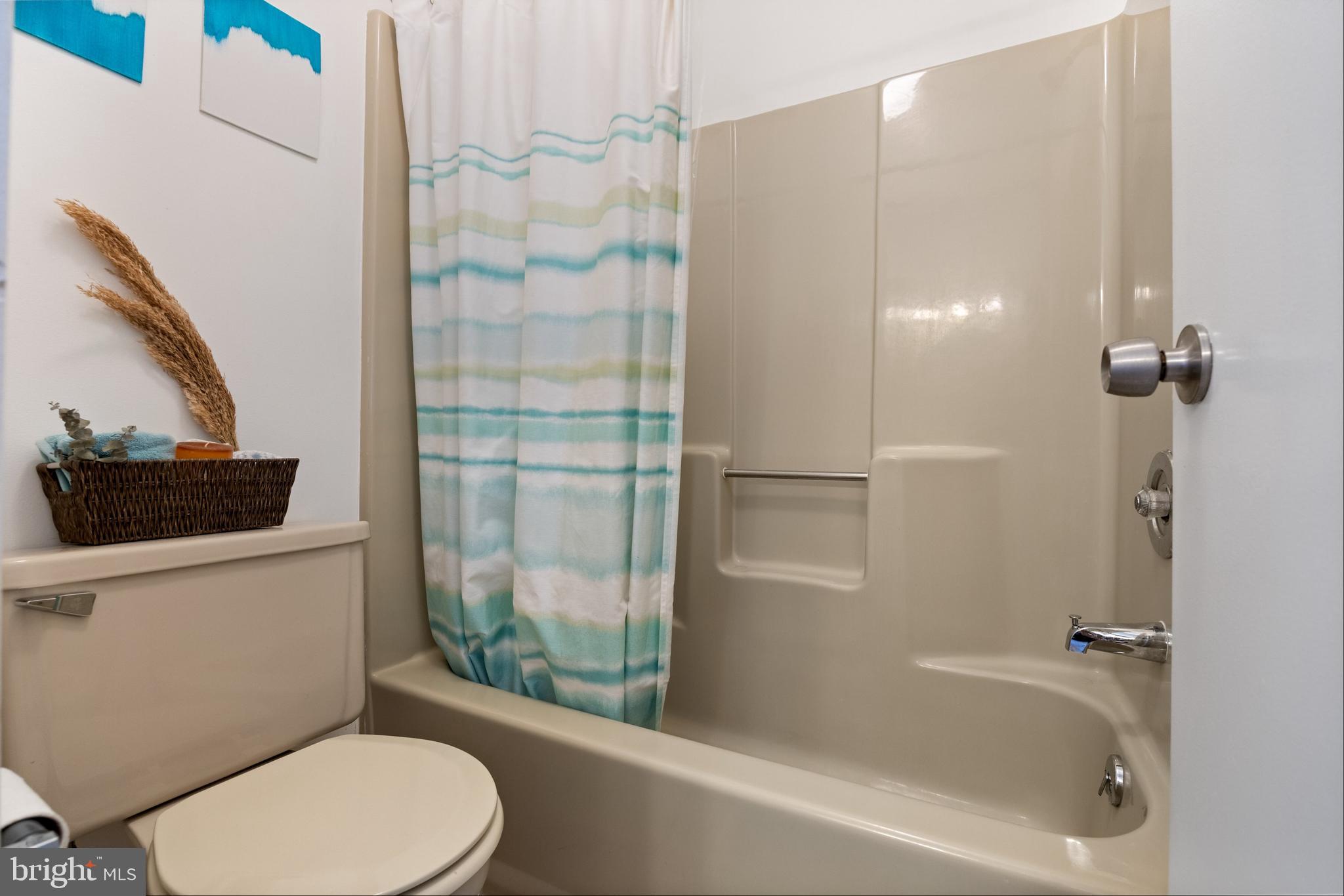 502 Gregorys Way Voorhees, NJ 08043 - Photo 21 of 24 Second bathroom