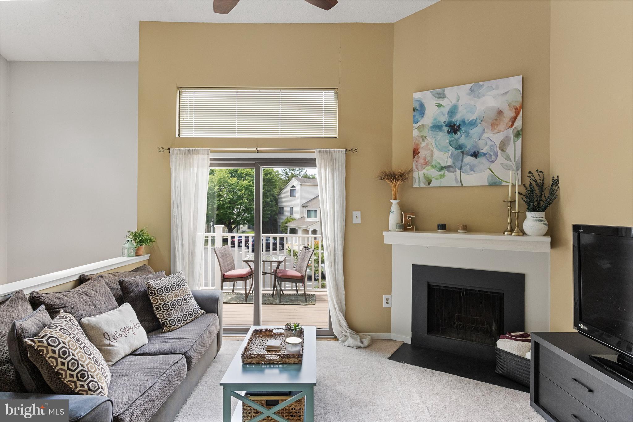 502 Gregorys Way Voorhees, NJ 08043 - Photo 3 of 24 Living Room