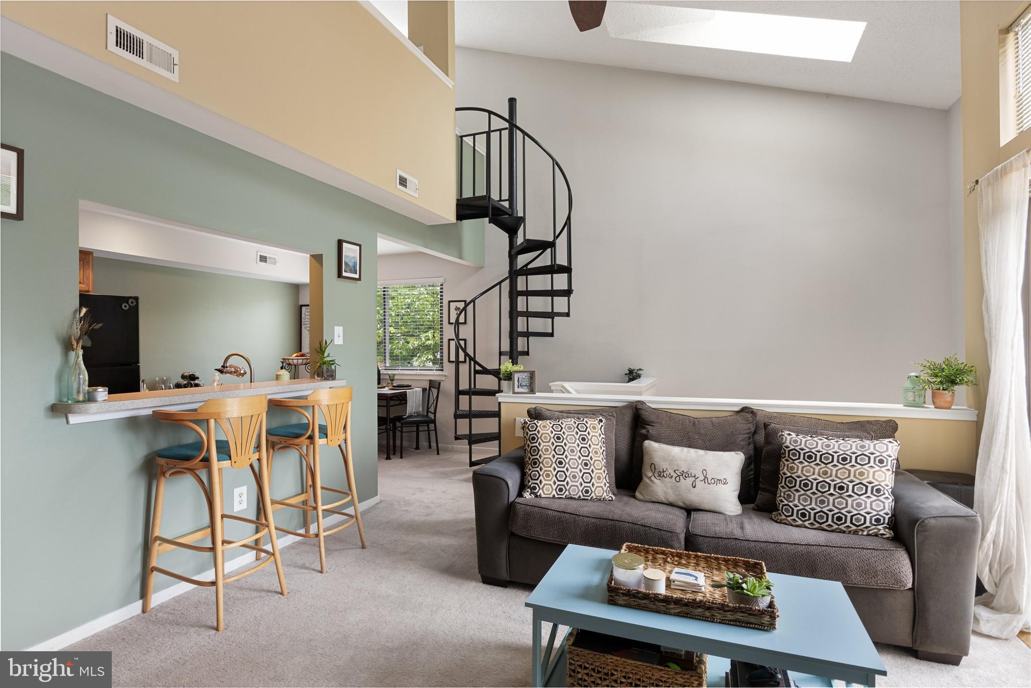 502 Gregorys Way Voorhees, NJ 08043 - Photo 5 of 24 Living Room