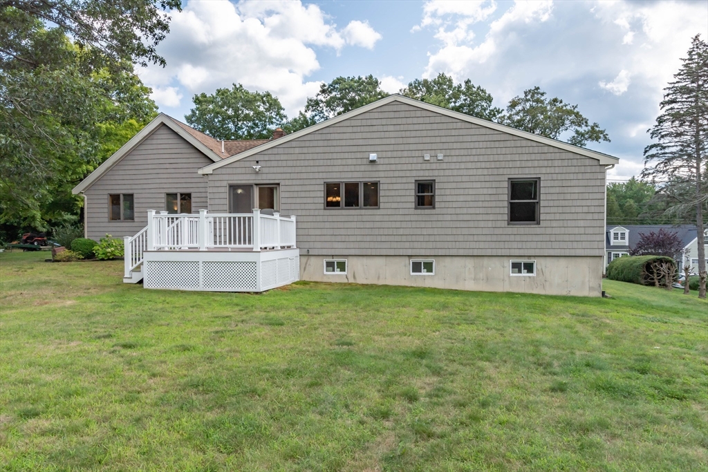 121 Page Road Bedford, MA 01730 - Photo 3 of 39 Gallery Image 3