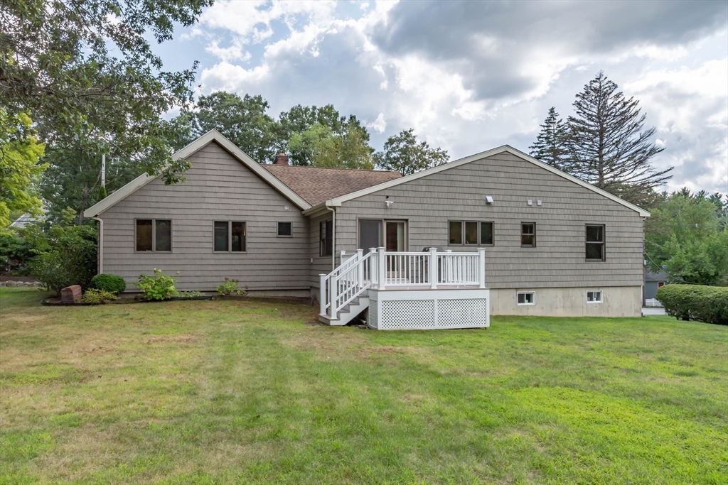 121 Page Road Bedford, MA 01730 - Photo 4 of 39 Gallery Image 4