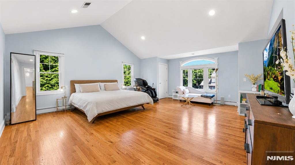 26 Devonshire Road Cresskill, NJ 07626 - Photo 26 of 47