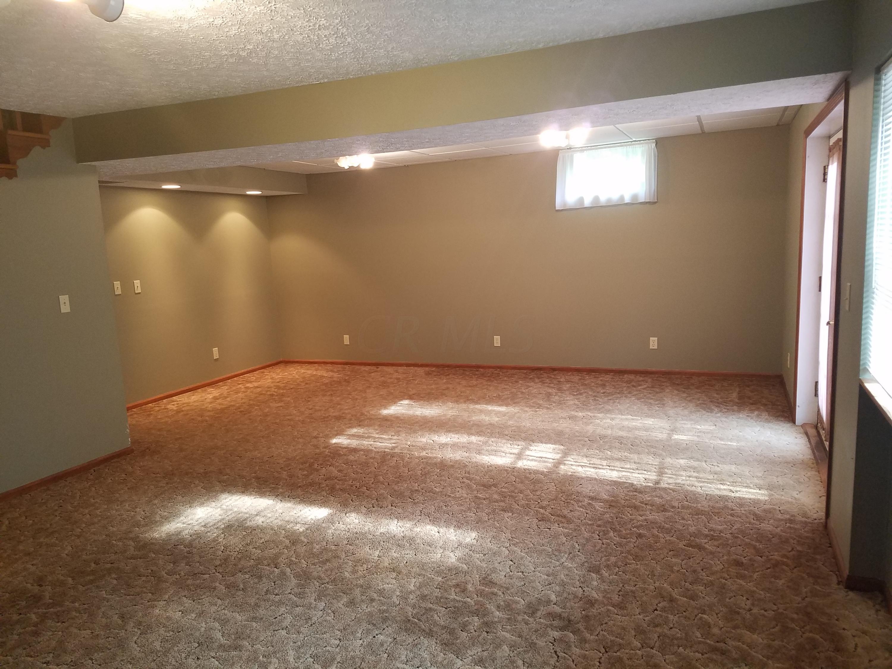27240 Stuart Road Rockbridge, OH 43149 - Photo 8 of 21 Gallery Image 8