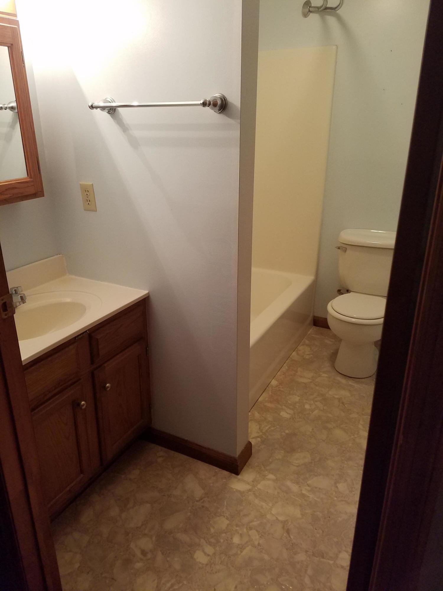 27240 Stuart Road Rockbridge, OH 43149 - Photo 10 of 21 Gallery Image 10