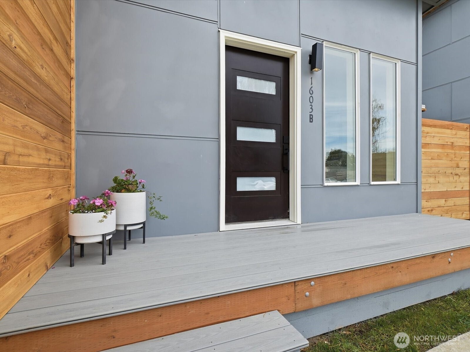 1603 South Walters Road Tacoma, WA 98465 - Photo 32 of 40 Gallery Image 32