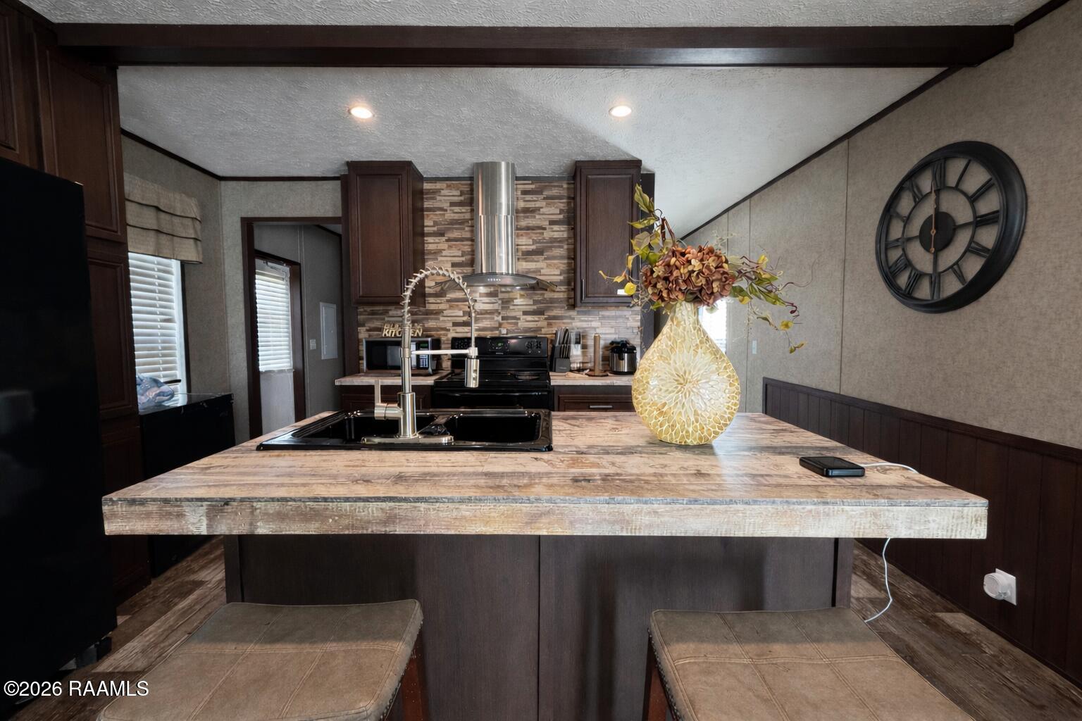 155 Cerrisa Lane Sunset, LA 70584 - Photo 3 of 16 10ECA321-9F8D-4A5B-B265-C216670EDE3E
