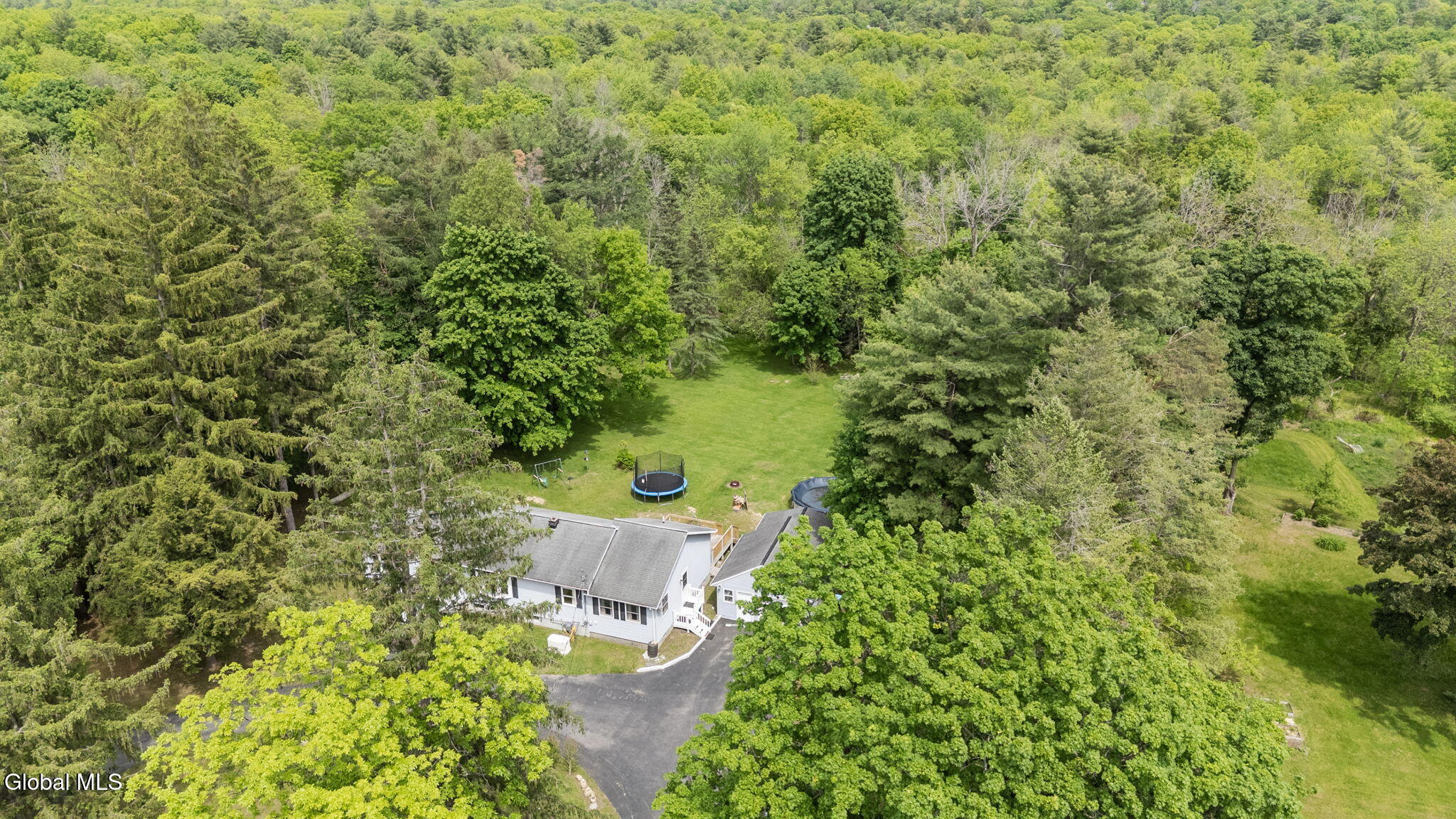 42 Midline Road Ballston, NY 12019 - Photo 37 of 44 48-web-or-mls-42-midline-rd