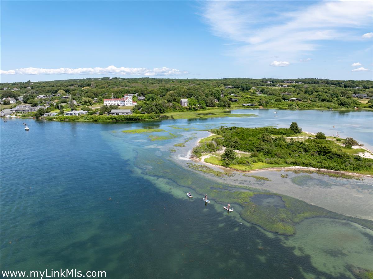 34 Edy's Island Way Chilmark, MA 02535 - Photo 10 of 46