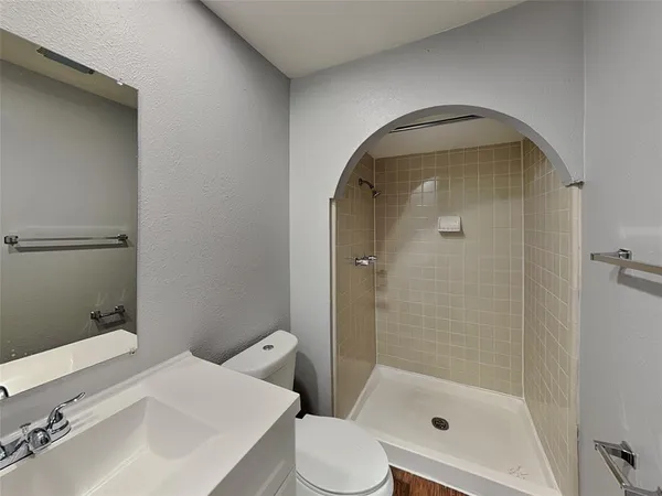 $1,825 | 7439 Oakmore Drive, Dallas, TX 75249