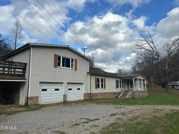 $148,400 | 11511 Meade Fork Road, Pound, VA 24279