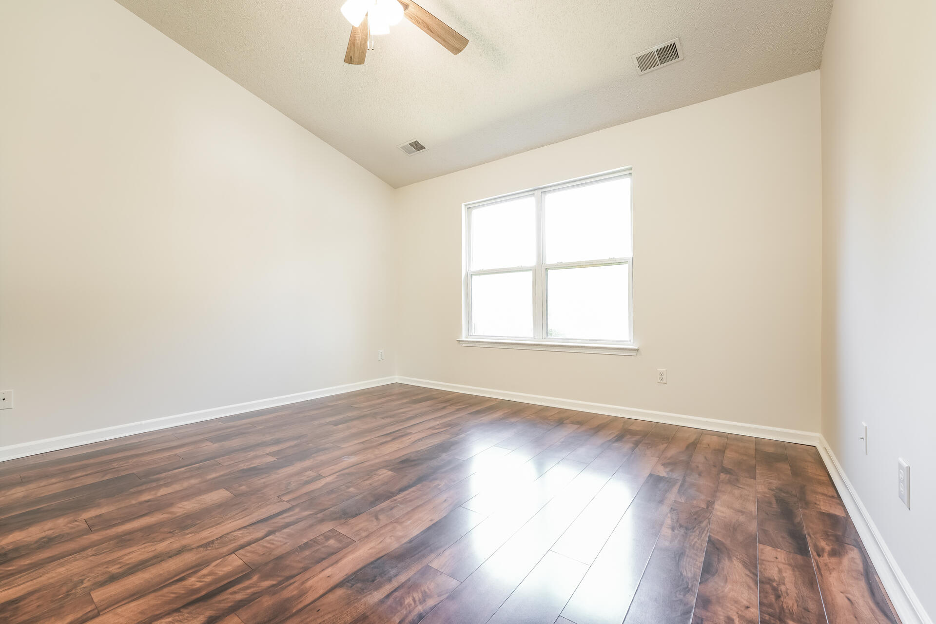1296 River Rock Road Hanahan, SC 29410 - Photo 13 of 21 listing_12