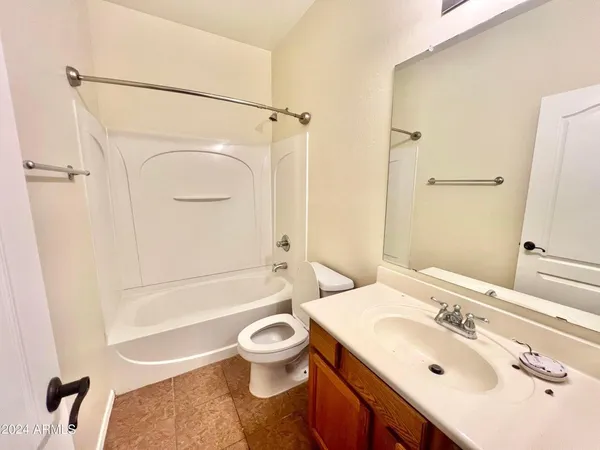 $2,090 | 2771 South Pewter Drive, Unit 103, Gilbert, AZ 85295