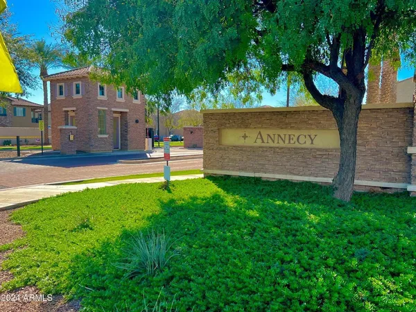 $2,090 | 2771 South Pewter Drive, Unit 103, Gilbert, AZ 85295
