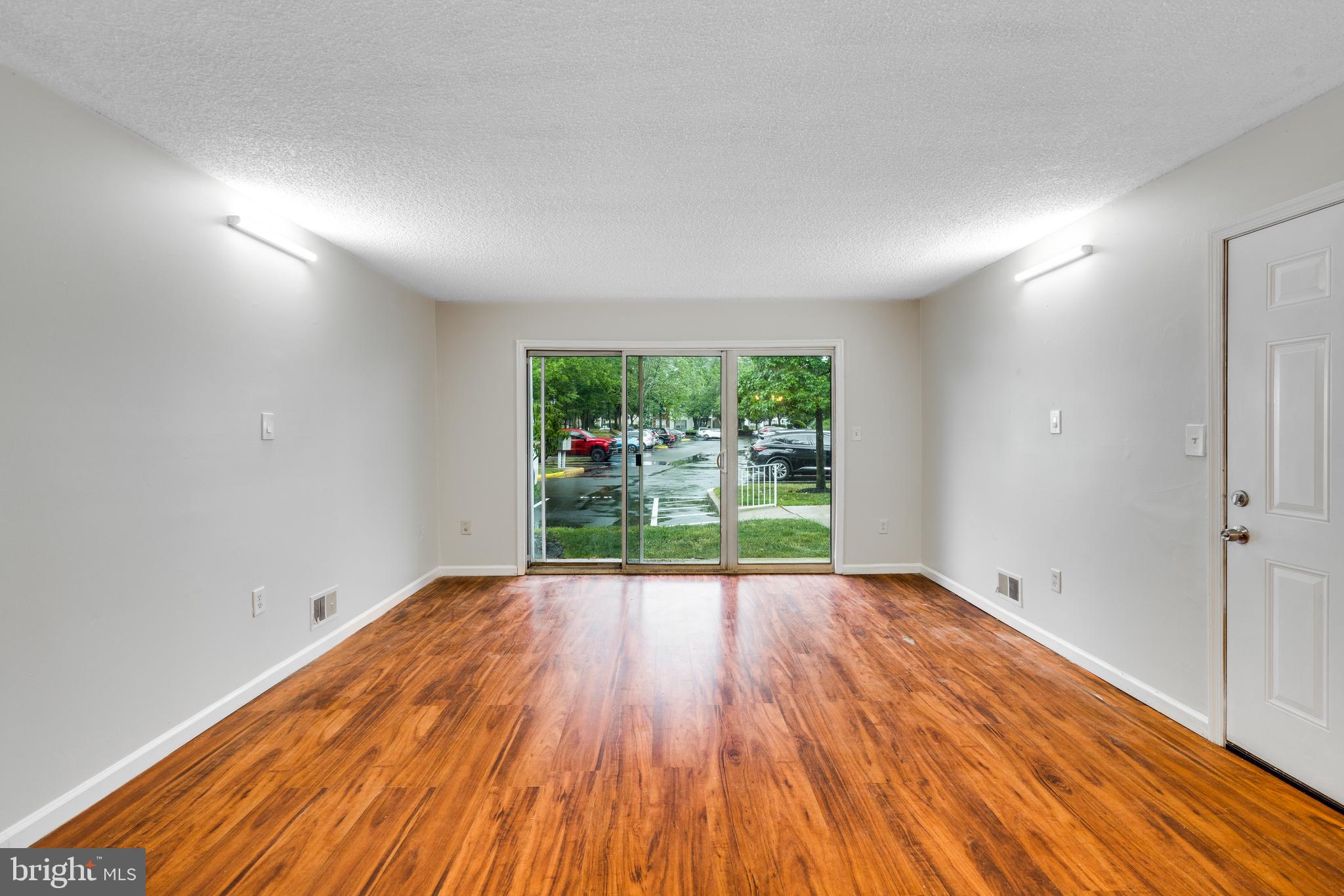 38 Holly Court Hamilton, NJ 08619 - Photo 12 of 19