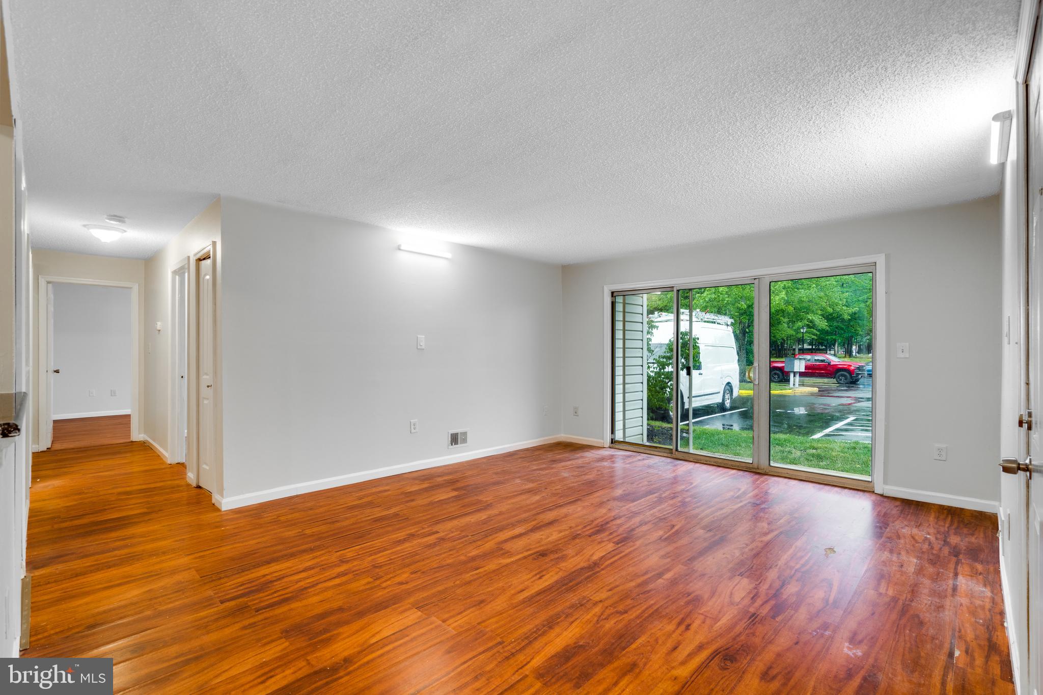 38 Holly Court Hamilton, NJ 08619 - Photo 9 of 19