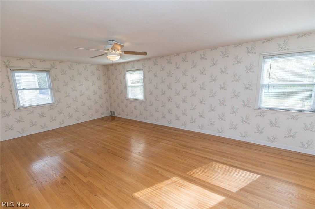 4487 Greenwold Road South Euclid, OH 44121 - Photo 17 of 30