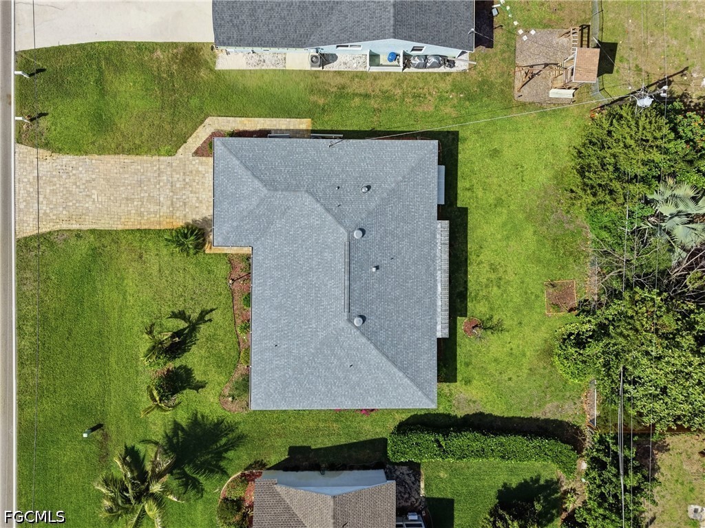 12878 Iona Road Fort Myers, FL 33908 - Photo 4 of 40