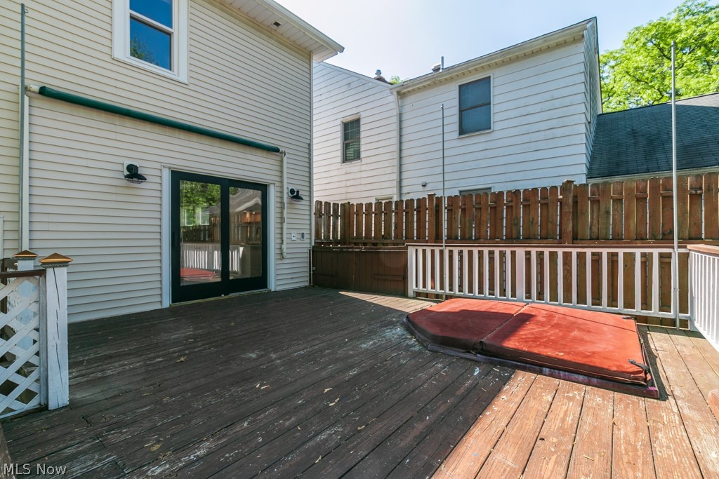1772 Lyndhurst Road Lyndhurst, OH 44124 - Photo 41 of 43