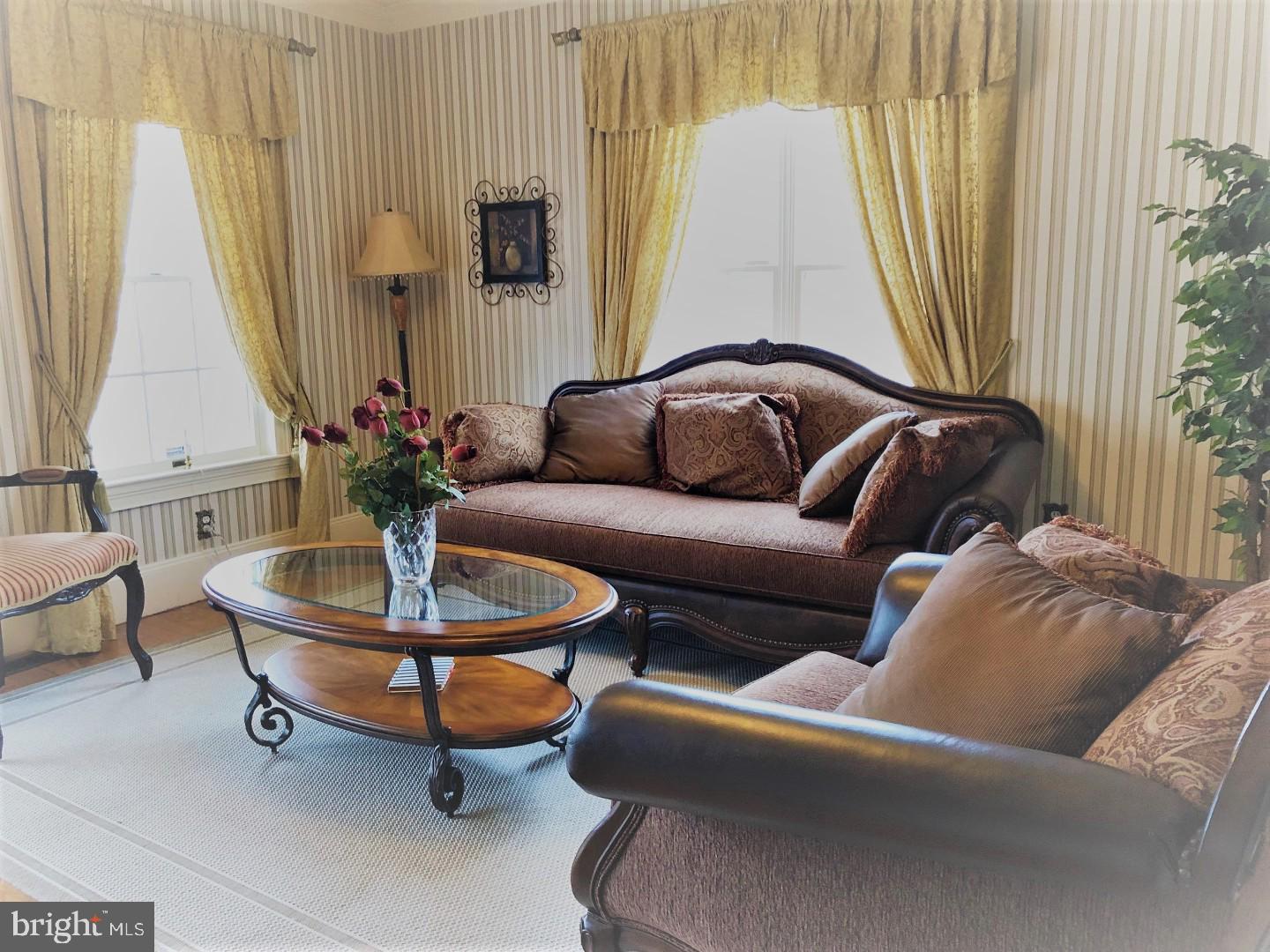 271 Main Street Hamilton, NJ 08620 - Photo 7 of 24